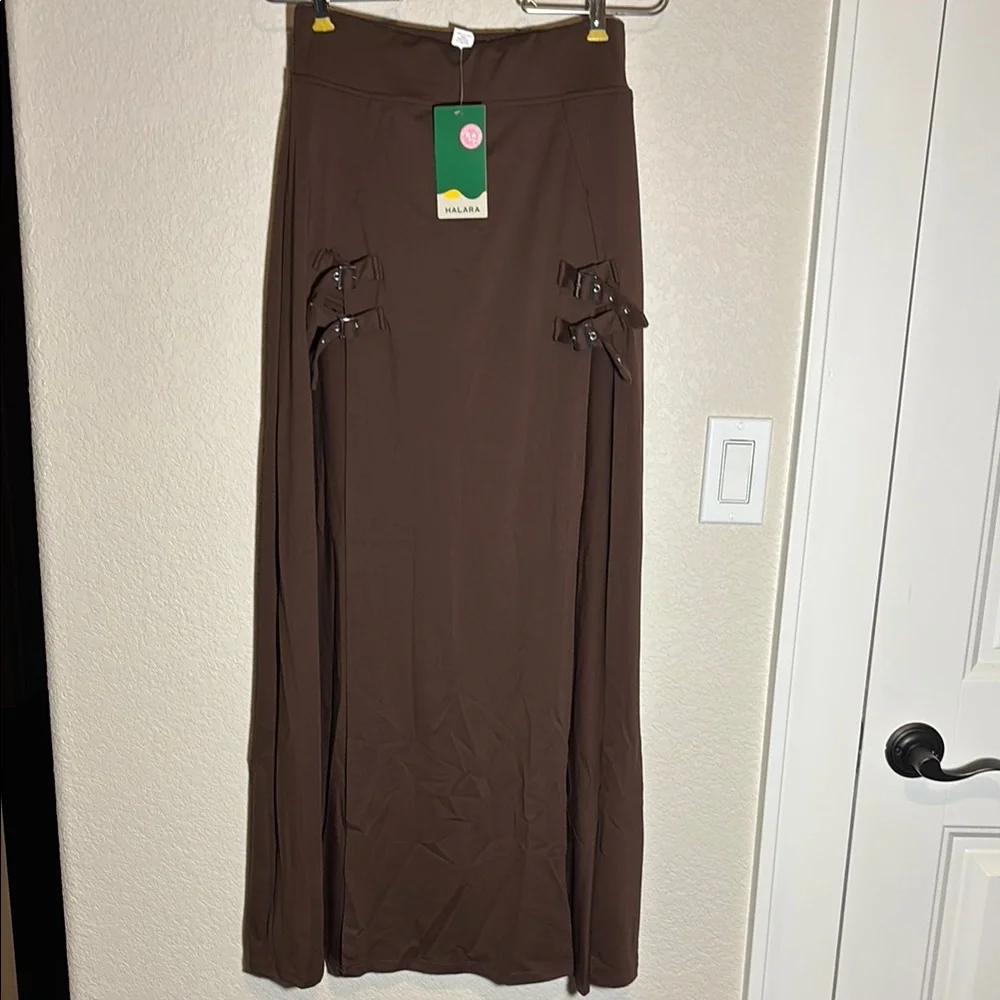 Halara‎ Brown Maxi A-Line Skirt with Buckle Front